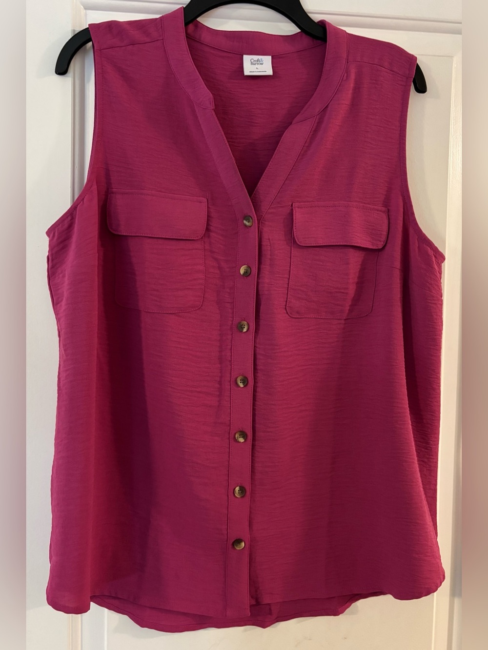 NWOT Croft & Barrow Magenta Sleeveless Button-Front Pocket Camisole